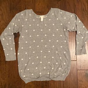 H&M - Maternity. Grey w/ White Polka Dot Sweater. Size Large